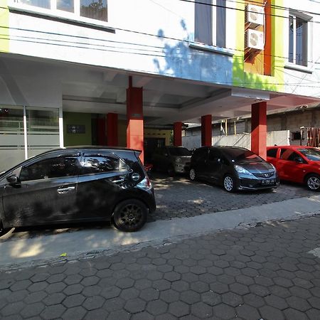 Reddoorz Plus Near Lippo Plaza Jogjakarta Yogyakarta Exterior photo